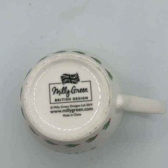 Milly Green British Design Santa Paws dachshund mug - Picture 3 of 3